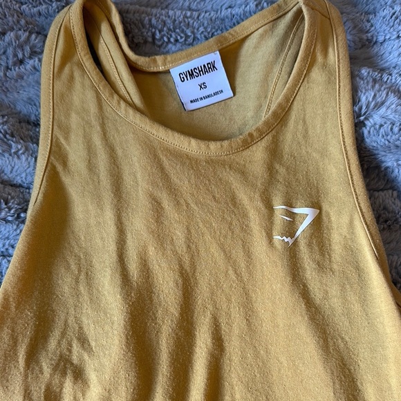 Women’s gymshark tank top - Picture 2 of 4